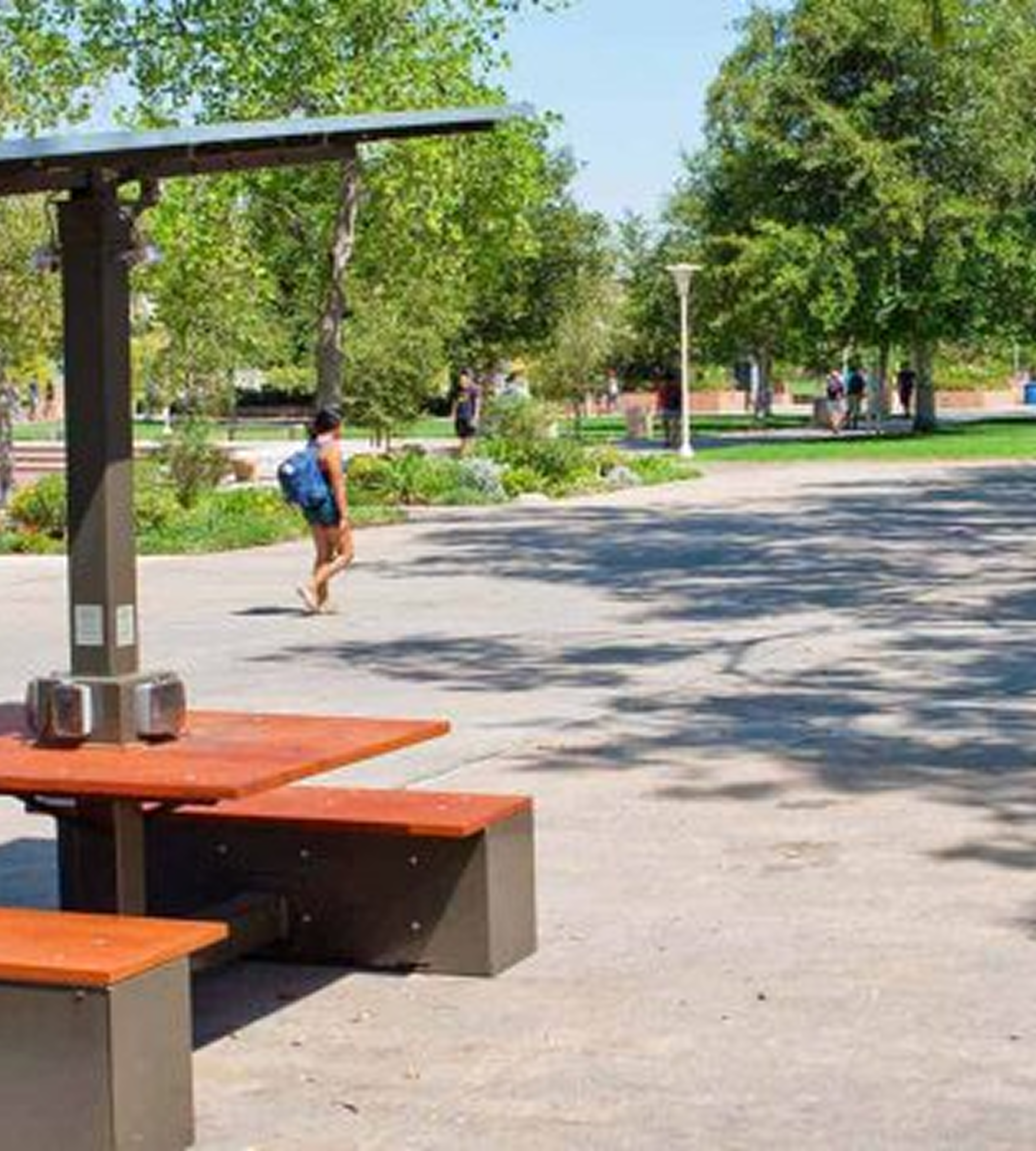 Solar Powered Workstation